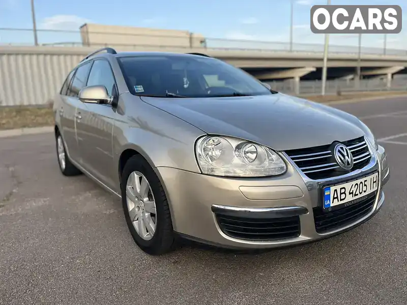 Універсал Volkswagen Golf 2009 1.9 л. Ручна / Механіка обл. Київська, Київ - Фото 1/21