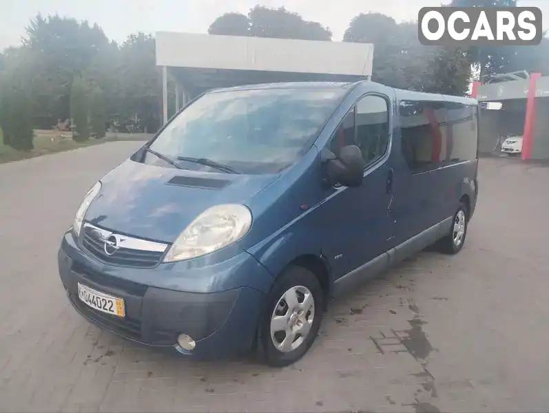 Мінівен Opel Vivaro 2010 2 л. Ручна / Механіка обл. Рівненська, Дубно - Фото 1/21