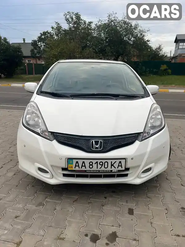 Хэтчбек Honda Jazz 2011 1.4 л. Автомат обл. Киевская, Киев - Фото 1/21