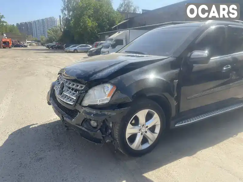 Позашляховик / Кросовер Mercedes-Benz M-Class 2010 3 л. Автомат обл. Київська, Київ - Фото 1/19