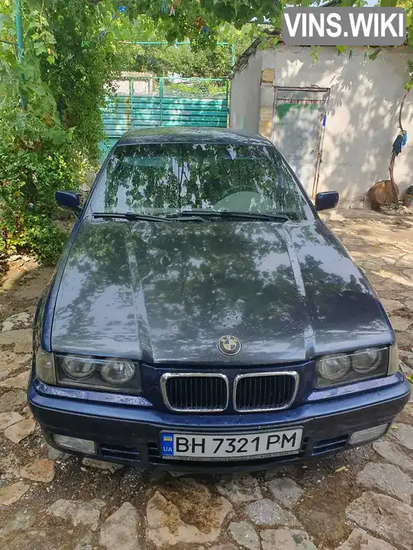 Седан BMW 3 Series 1995 1.6 л. Ручна / Механіка обл. Одеська, Одеса - Фото 1/11