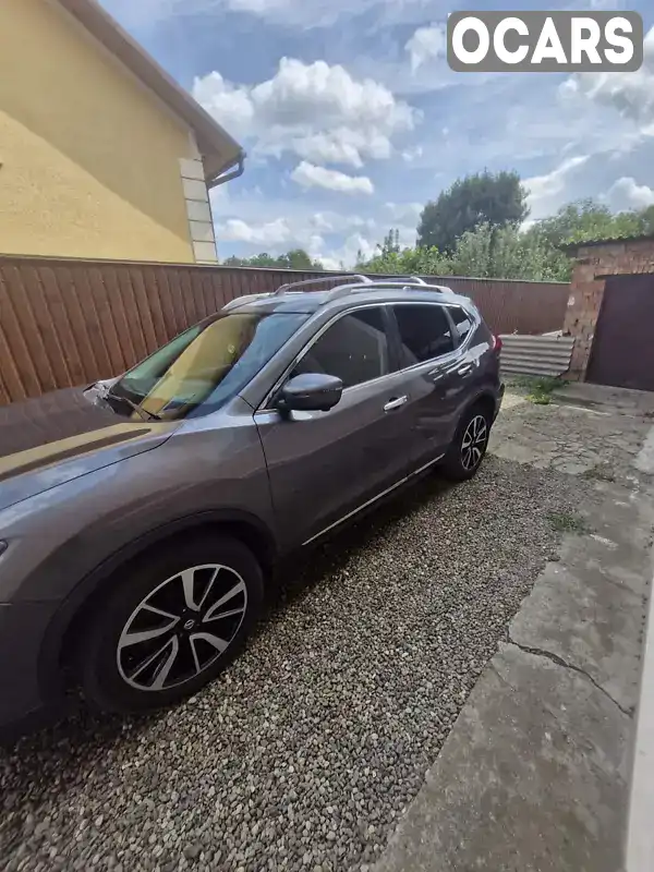 Позашляховик / Кросовер Nissan Rogue 2019 2.49 л. Варіатор обл. Чернівецька, Чернівці - Фото 1/9