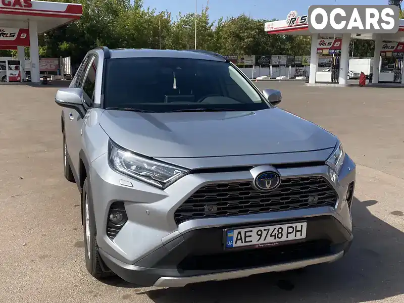 Позашляховик / Кросовер Toyota RAV4 2021 2.49 л. Автомат обл. Дніпропетровська, Кривий Ріг - Фото 1/12