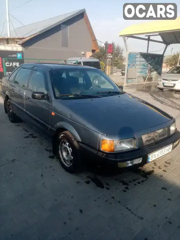 WVWZZZ31ZKB122640 Volkswagen Passat 1989 Седан 1.8 л. Фото 2