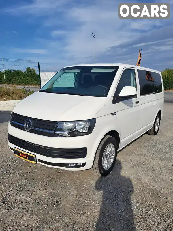 Мінівен Volkswagen Transporter 2019 2 л. Ручна / Механіка обл. Вінницька, Козятин - Фото 1/18