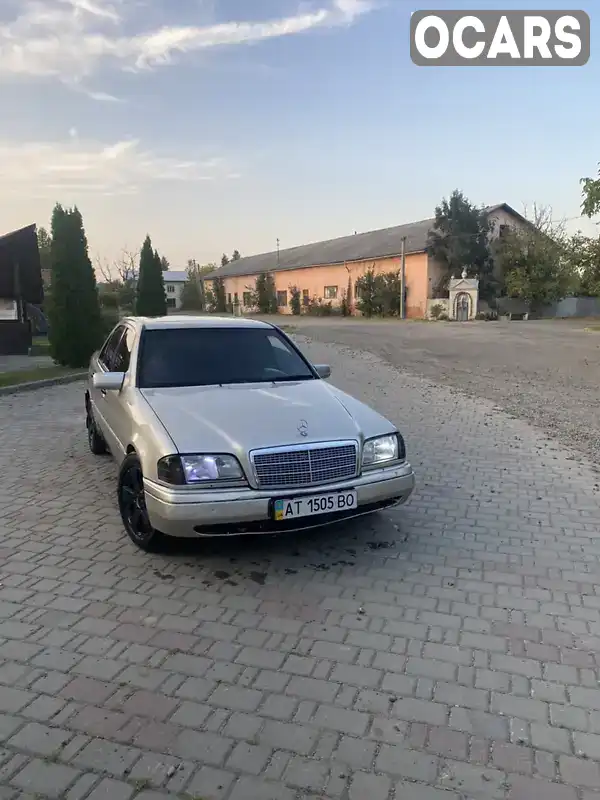 Седан Mercedes-Benz C-Class 1994 1.8 л. Ручна / Механіка обл. Івано-Франківська, Коломия - Фото 1/8