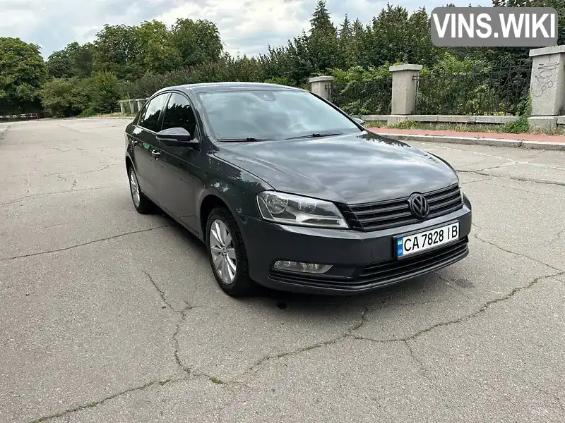 Седан Volkswagen Passat 2013 1.6 л. Ручна / Механіка обл. Черкаська, Умань - Фото 1/21