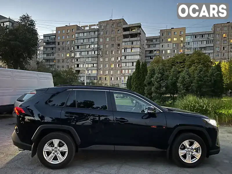 Позашляховик / Кросовер Toyota RAV4 2019 1.99 л. Варіатор обл. Запорізька, Запоріжжя - Фото 1/21