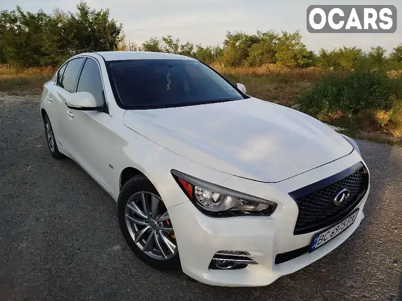 Седан Infiniti Q50 2016 2 л. Автомат обл. Львовская, Городок - Фото 1/21