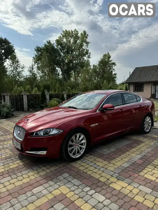 Седан Jaguar XF 2013 2 л. обл. Чернівецька, Чернівці - Фото 1/17