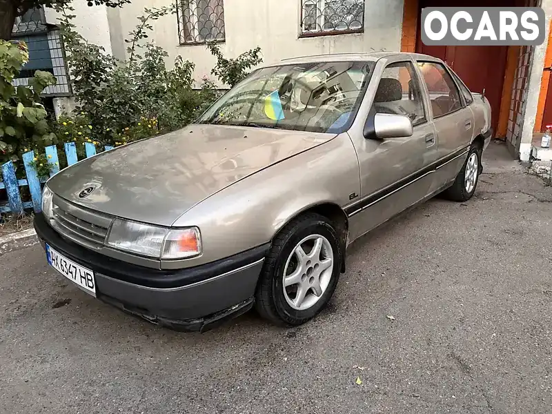 Седан Opel Vectra 1990 2 л. Ручна / Механіка обл. Черкаська, Черкаси - Фото 1/21