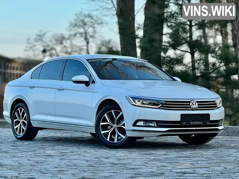 Седан Volkswagen Passat 2018 1.8 л. Типтроник обл. Киевская, Киев - Фото 1/21