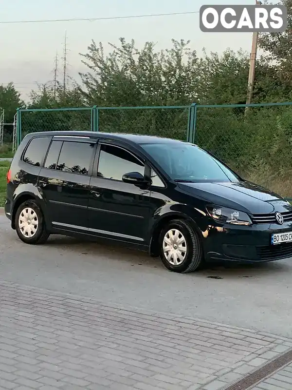 Мінівен Volkswagen Touran 2015 1.6 л. Ручна / Механіка обл. Тернопільська, Тернопіль - Фото 1/14