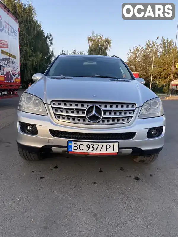 Позашляховик / Кросовер Mercedes-Benz M-Class 2005 2.99 л. Автомат обл. Львівська, Самбір - Фото 1/17