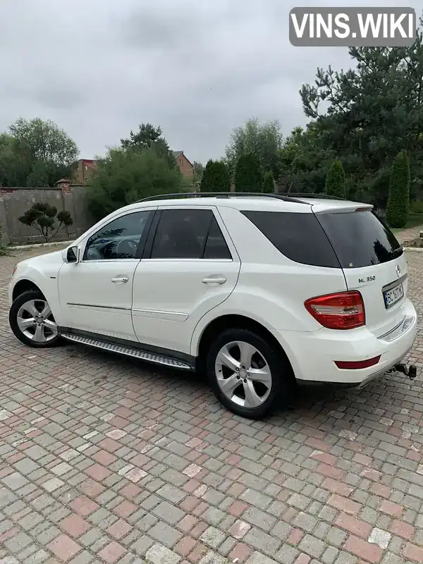 4JGBB2FB5AA592994 Mercedes-Benz M-Class 2010 Позашляховик / Кросовер 2.99 л. Фото 1