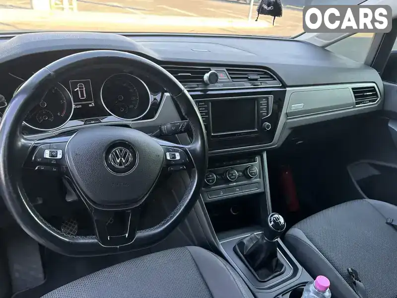 WVGZZZ1TZGW573582 Volkswagen Touran 2016 Микровэн 1.6 л. Фото 3