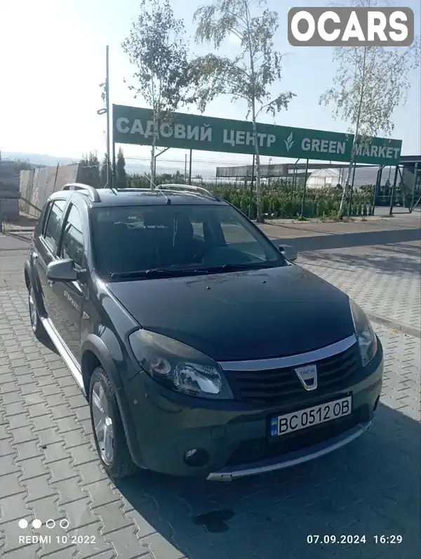 Позашляховик / Кросовер Dacia Sandero StepWay 2010 1.6 л. Ручна / Механіка обл. Львівська, Дрогобич - Фото 1/17