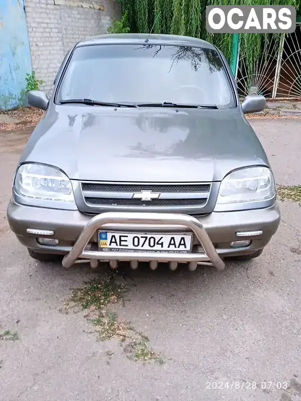 Позашляховик / Кросовер Chevrolet Niva 2005 1.69 л. Ручна / Механіка обл. Дніпропетровська, Павлоград - Фото 1/6