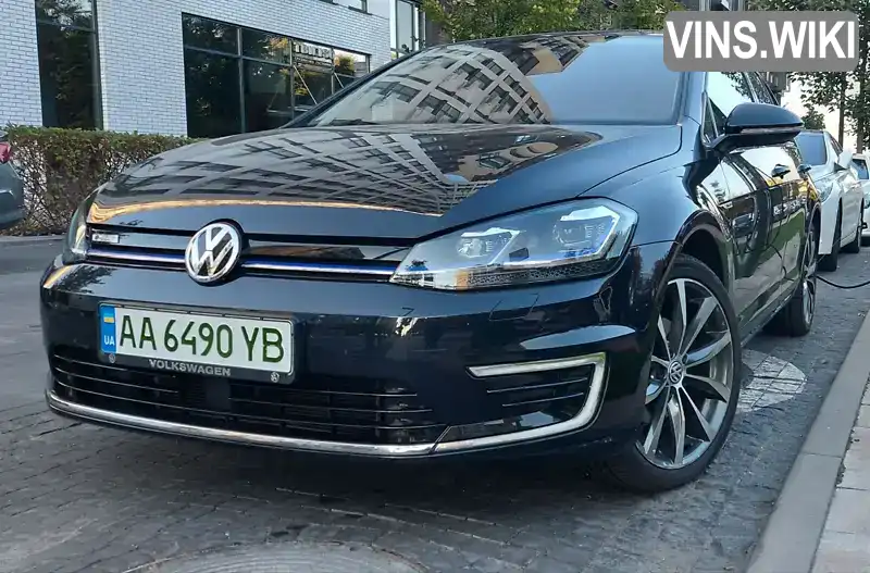 Хетчбек Volkswagen e-Golf 2019 null_content л. Автомат обл. Київська, Київ - Фото 1/21