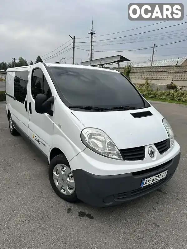 Мінівен Renault Trafic 2011 2 л. Ручна / Механіка обл. Дніпропетровська, Дніпро (Дніпропетровськ) - Фото 1/19