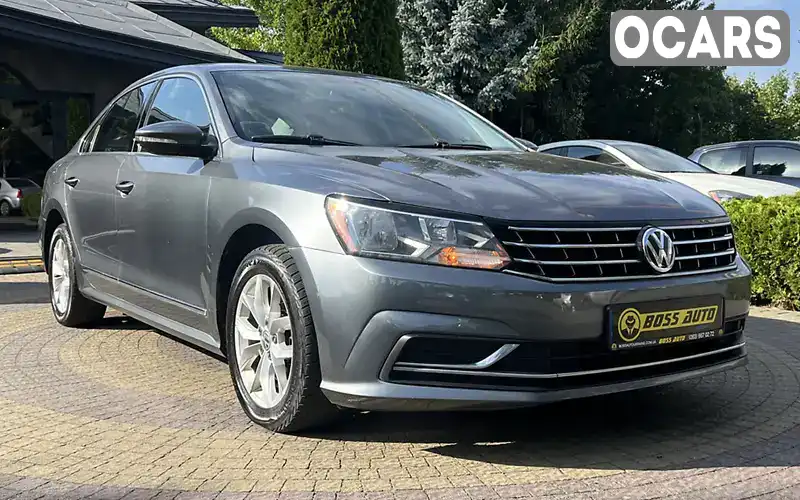 Седан Volkswagen Passat 2015 1.8 л. Автомат обл. Львівська, Львів - Фото 1/21