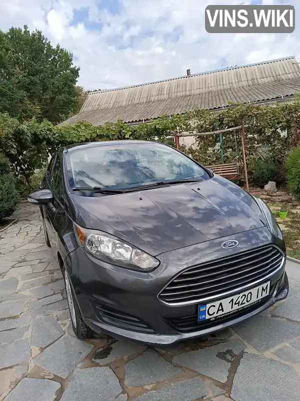 Седан Ford Fiesta 2015 1.6 л. Автомат обл. Черкаська, Умань - Фото 1/11