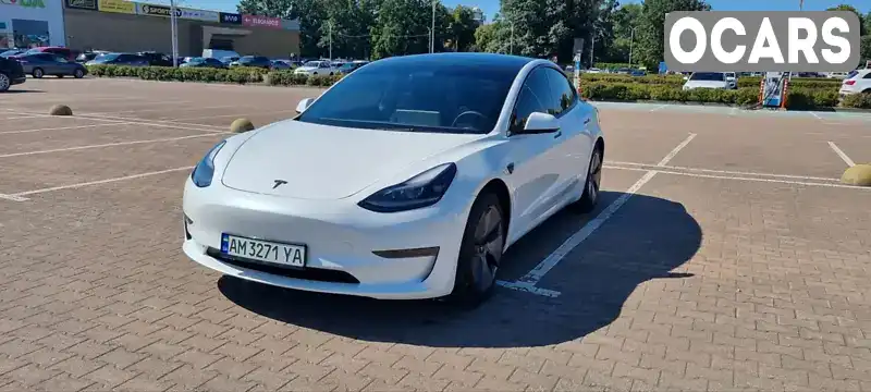 5YJ3E1EAXPF413447 Tesla Model 3 2023 Седан  Фото 1