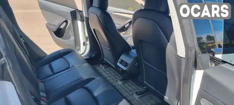 5YJ3E1EAXPF413447 Tesla Model 3 2023 Седан  Фото 5