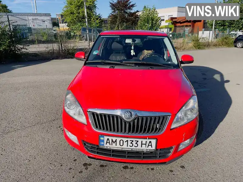 Хетчбек Skoda Fabia 2013 1.6 л. Ручна / Механіка обл. Житомирська, Звягель - Фото 1/16