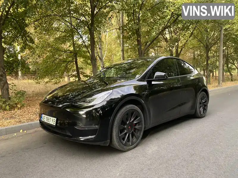 Внедорожник / Кроссовер Tesla Model Y 2021 null_content л. Автомат обл. Днепропетровская, Днепр (Днепропетровск) - Фото 1/8