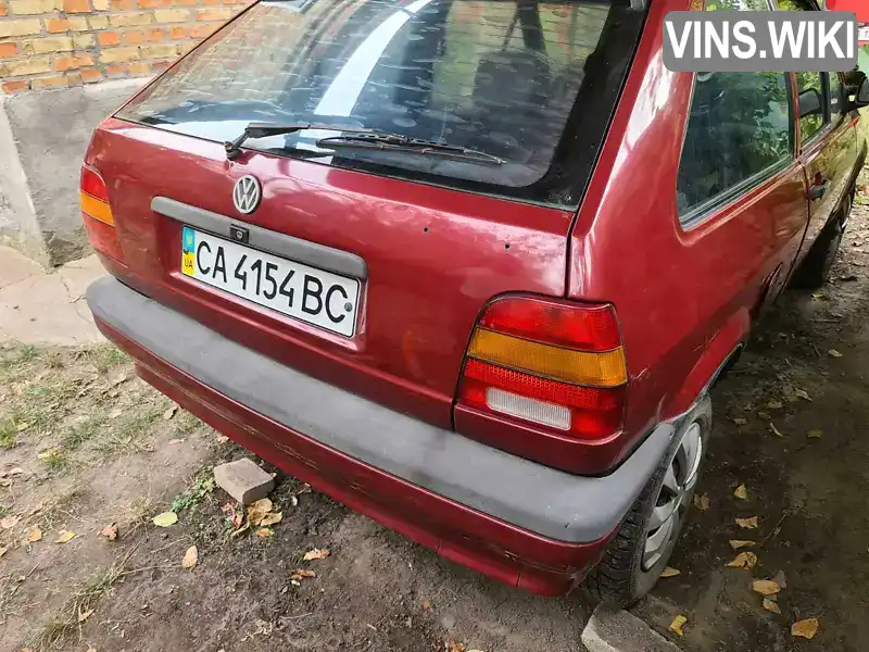 Седан Volkswagen Polo 1990 1.3 л. Ручна / Механіка обл. Черкаська, Корсунь-Шевченківський - Фото 1/11