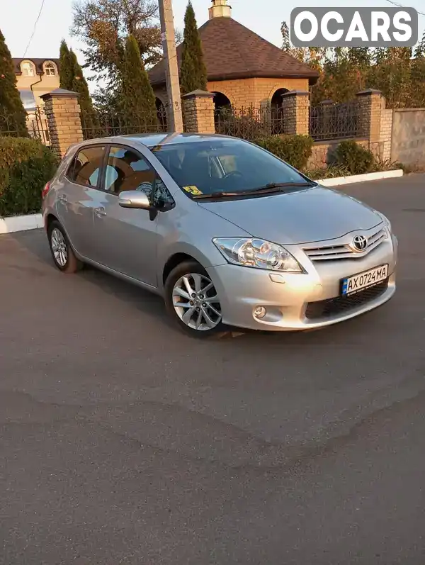 Хетчбек Toyota Auris 2012 1.6 л. Ручна / Механіка обл. Харківська, Харків - Фото 1/21