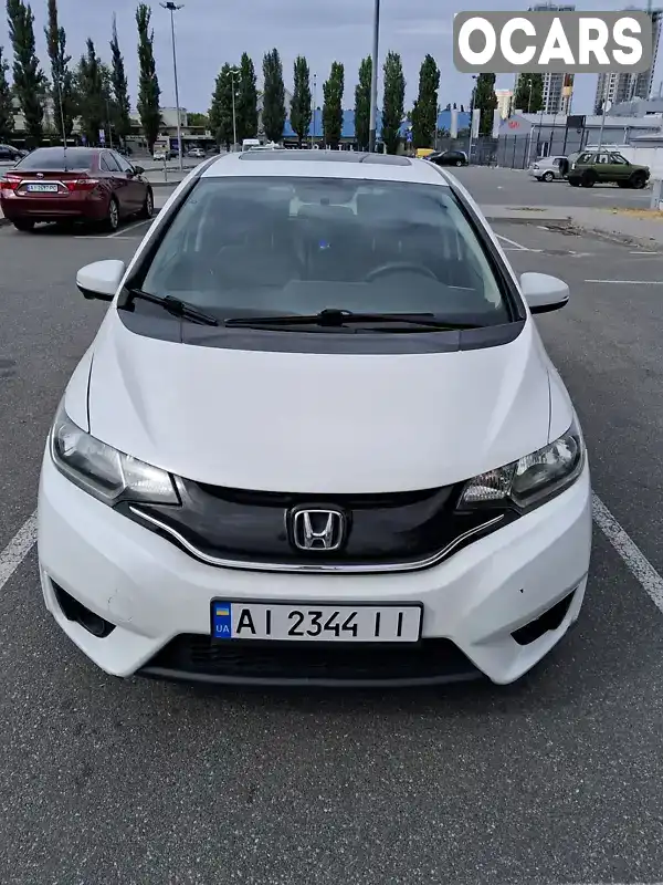 Хэтчбек Honda Fit 2015 1.5 л. Вариатор обл. Киевская, Киев - Фото 1/21