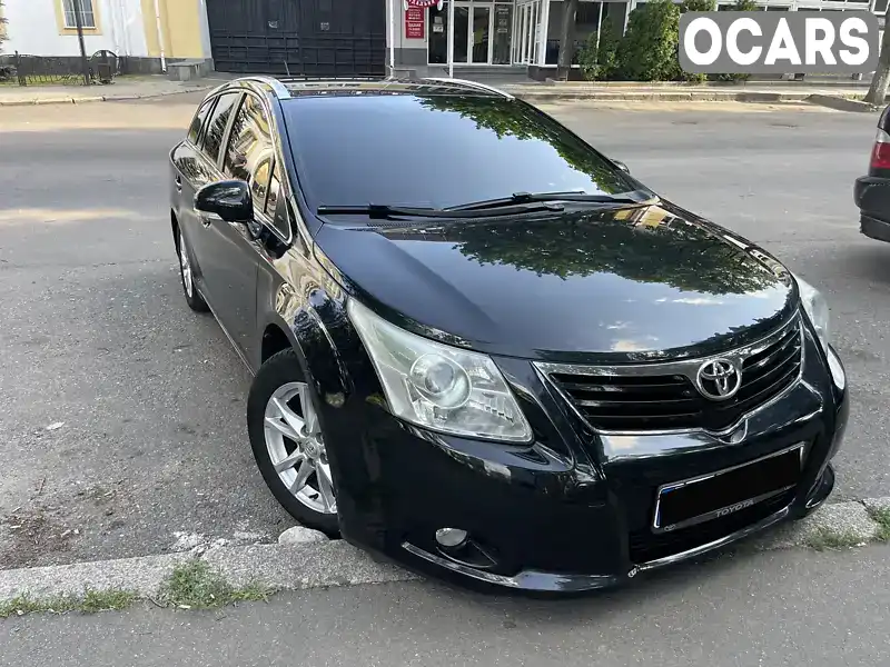 Універсал Toyota Avensis 2011 2 л. Ручна / Механіка обл. Миколаївська, Миколаїв - Фото 1/4