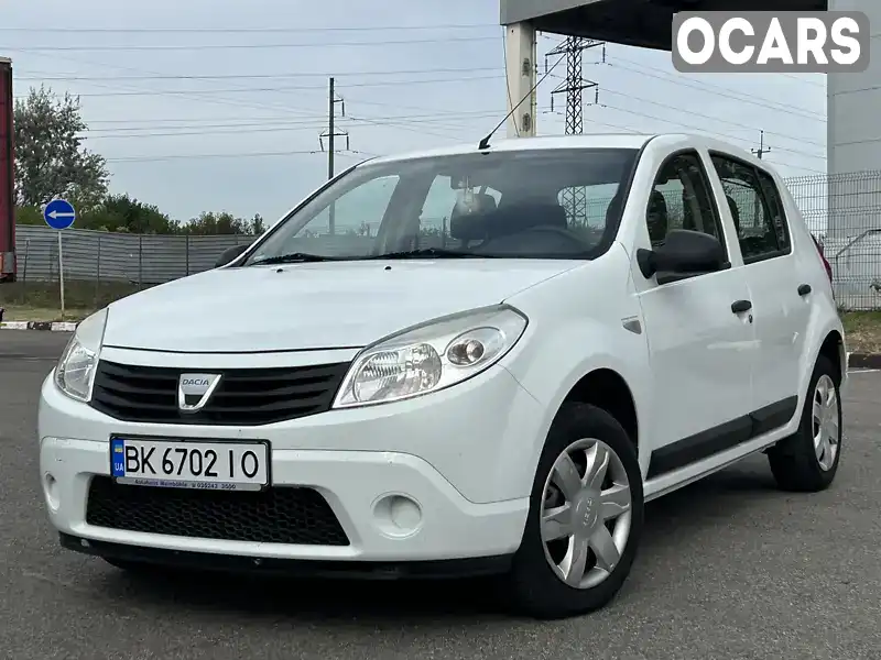 Хетчбек Dacia Sandero 2010 1.2 л. Ручна / Механіка обл. Рівненська, Рівне - Фото 1/21