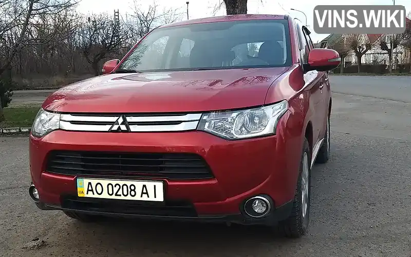 Позашляховик / Кросовер Mitsubishi Outlander 2014 2 л. Варіатор обл. Закарпатська, Ужгород - Фото 1/18