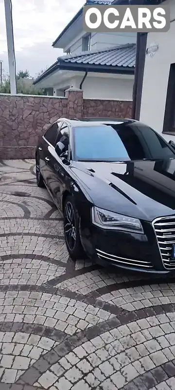 Седан Audi A8 2012 2 л. Автомат обл. Волинська, Володимир-Волинський - Фото 1/21