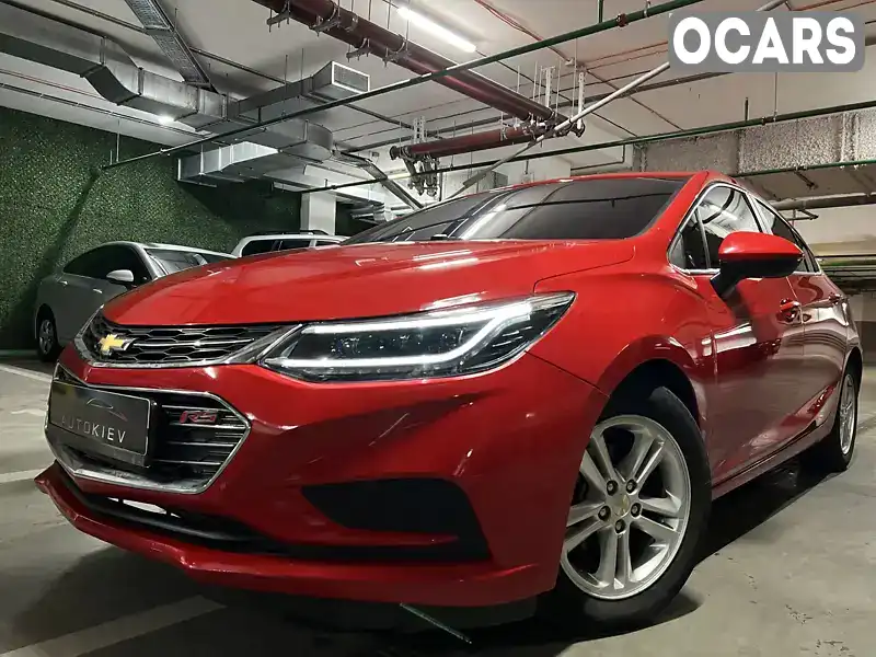 Хэтчбек Chevrolet Cruze 2018 1.36 л. Автомат обл. Киевская, Киев - Фото 1/21