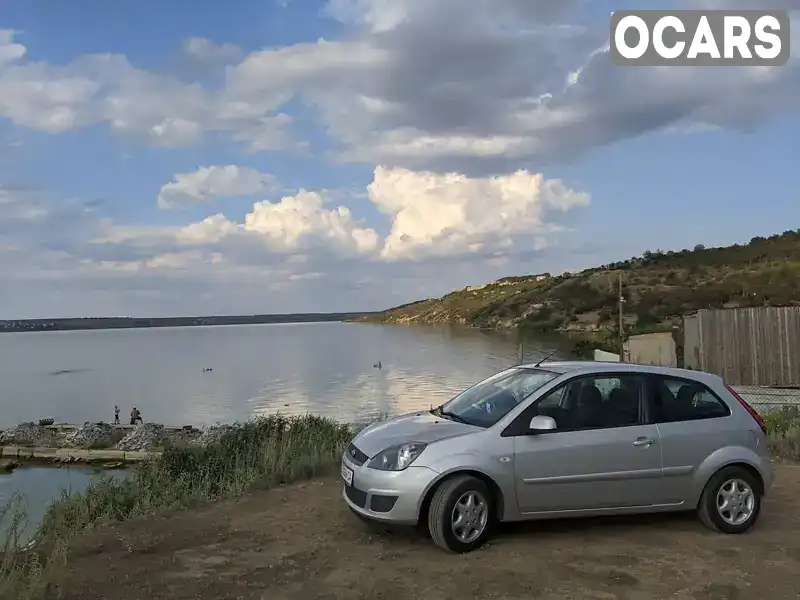 Хетчбек Ford Fiesta 2007 1.3 л. Ручна / Механіка обл. Чернівецька, Чернівці - Фото 1/12