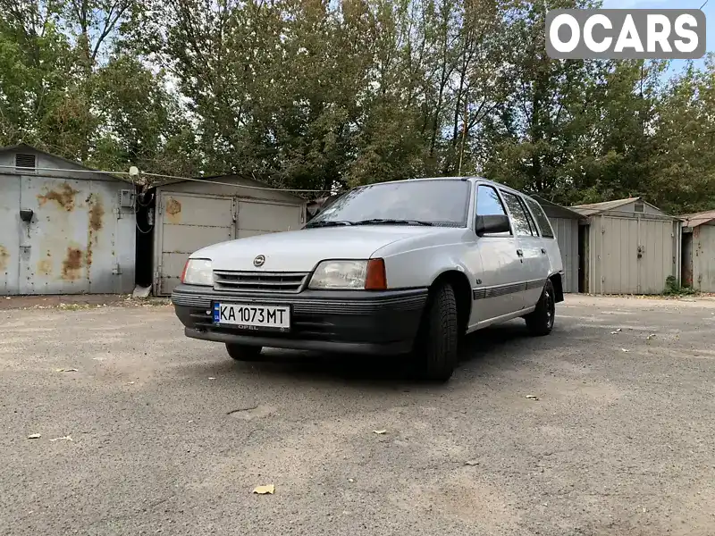 Універсал Opel Kadett 1991 1.39 л. Ручна / Механіка обл. Київська, Київ - Фото 1/21