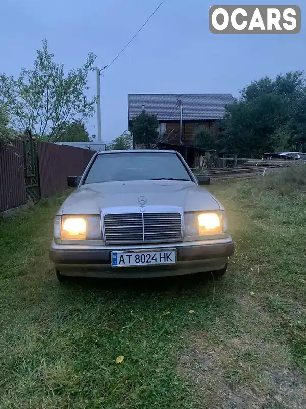 Седан Mercedes-Benz E-Class 1988 2 л. Ручная / Механика обл. Ивано-Франковская, Верховина - Фото 1/17