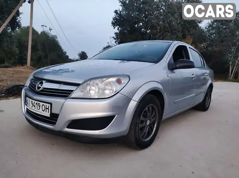 Седан Opel Astra 2008 1.7 л. Ручна / Механіка обл. Черкаська, Канів - Фото 1/19