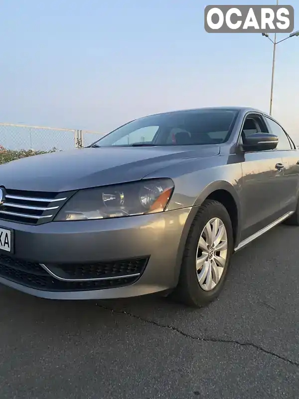 Седан Volkswagen Passat 2012 2.48 л. Автомат обл. Дніпропетровська, Петропавлівка - Фото 1/16