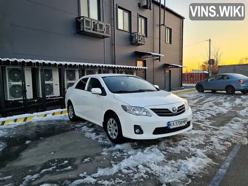 Седан Toyota Corolla 2012 1.33 л. Ручна / Механіка обл. Чернігівська, Чернігів - Фото 1/19