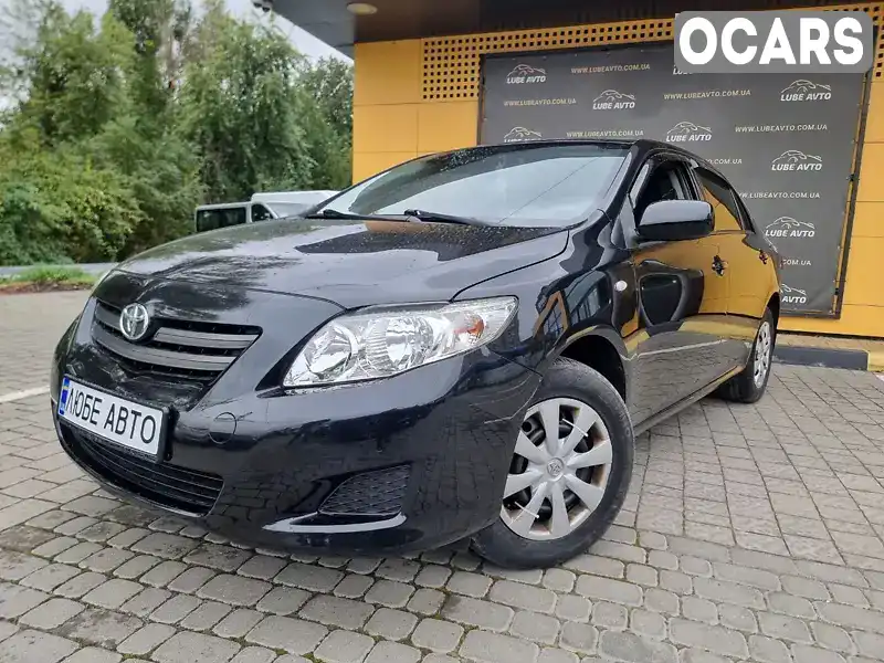 Седан Toyota Corolla 2009 1.33 л. Ручна / Механіка обл. Львівська, Львів - Фото 1/21