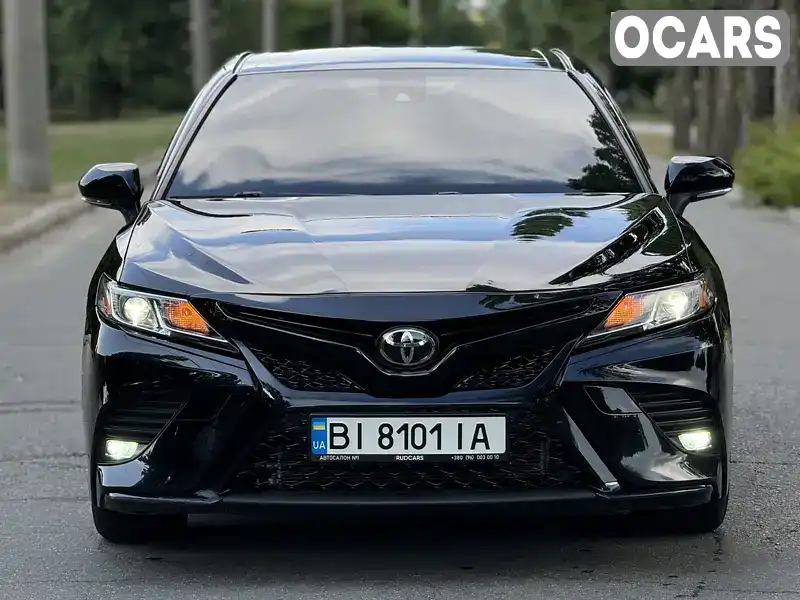 Седан Toyota Camry 2018 2.5 л. Автомат обл. Полтавська, Кременчук - Фото 1/18