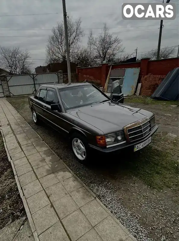 Седан Mercedes-Benz 190 1987 2 л. Ручна / Механіка обл. Волинська, Луцьк - Фото 1/9