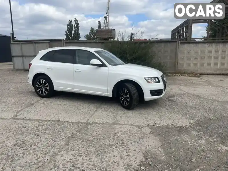 Внедорожник / Кроссовер Audi Q5 2010 1.98 л. Автомат обл. Днепропетровская, Кривой Рог - Фото 1/16