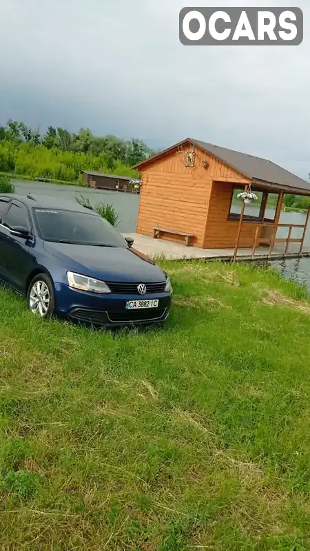 Седан Volkswagen Jetta 2013 2.5 л. Автомат обл. Черкаська, Городище - Фото 1/17