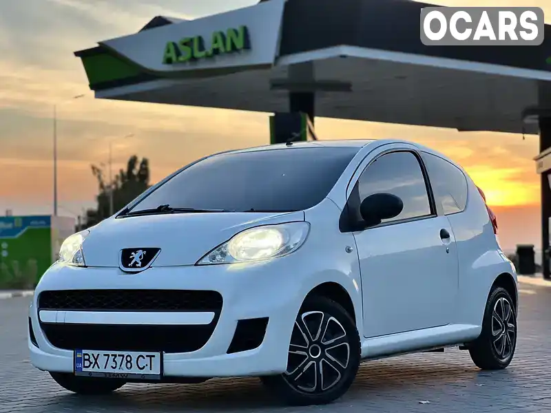 Хетчбек Peugeot 107 2011 1 л. Ручна / Механіка обл. Київська, Київ - Фото 1/21